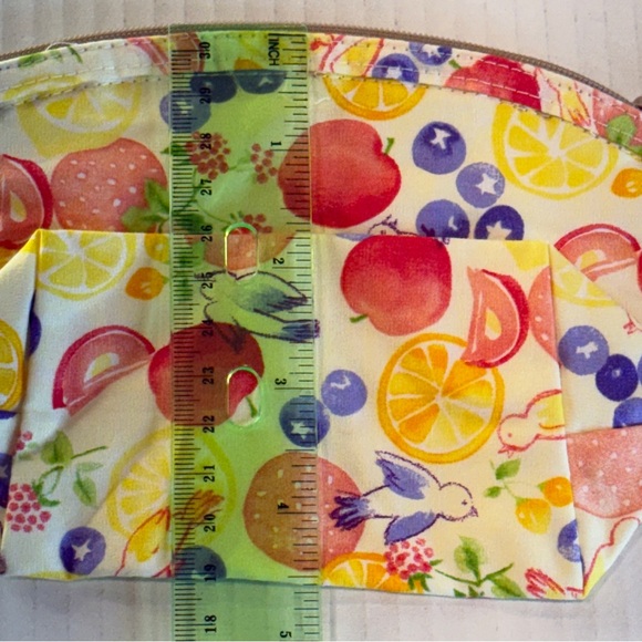 🍓 🆕 Brighton Zippered Fruit & Bird Wristlet Pouch – Fresh & Fun! 🆕 - Picture 6 of 15